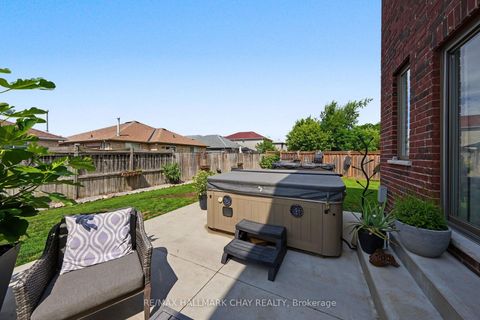 Photo 39 at 36 Lowry Court, Edgehill Drive, Barrie