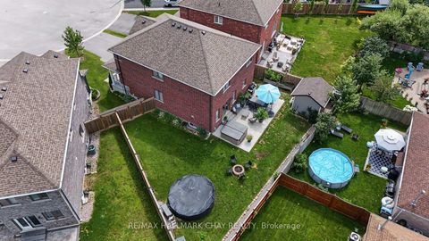 Photo 45 at 36 Lowry Court, Edgehill Drive, Barrie
