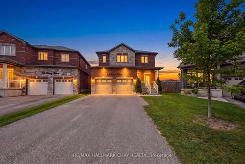 Photo 47 at 36 Lowry Court, Edgehill Drive, Barrie