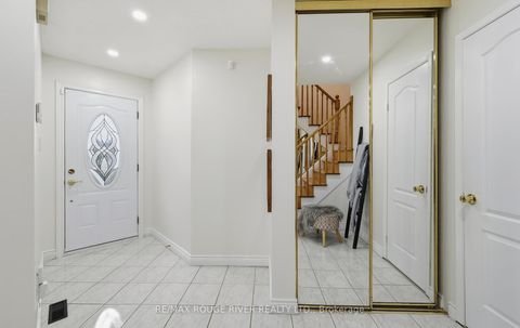 Photo 2 at 33 Rangeley Drive, Rouge E11, Toronto
