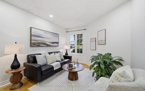 Photo 4 at 33 Rangeley Drive, Rouge E11, Toronto