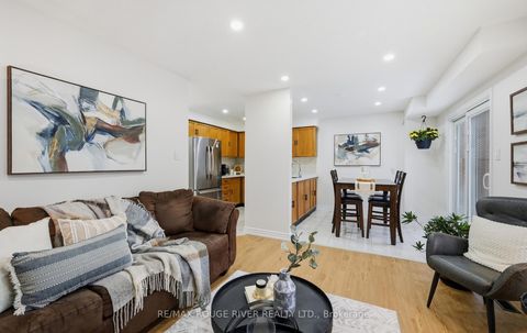 Photo 15 at 33 Rangeley Drive, Rouge E11, Toronto