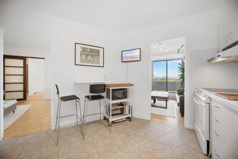 Photo 8 at 1416 - 60 Pavane Linkway Way, Flemingdon Park, Toronto