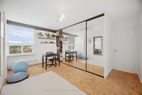 Photo 10 at 1416 - 60 Pavane Linkway Way, Flemingdon Park, Toronto