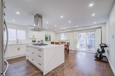 Photo 8 at 71 Bayhampton Crescent, Brownridge, Vaughan