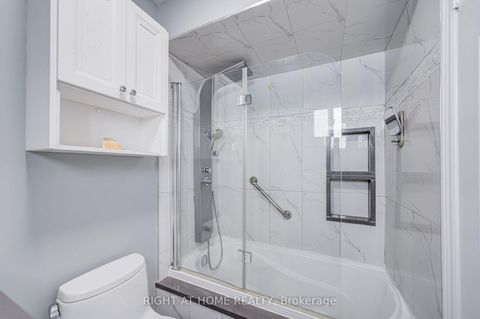 Photo 21 at 71 Bayhampton Crescent, Brownridge, Vaughan