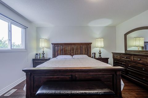 Photo 30 at 71 Bayhampton Crescent, Brownridge, Vaughan