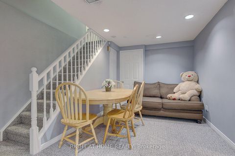 Photo 42 at 71 Bayhampton Crescent, Brownridge, Vaughan