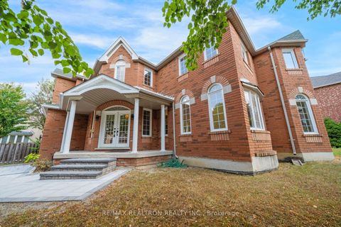 Photo 1 at 18 Formosa Drive, Rouge Woods, Richmond Hill