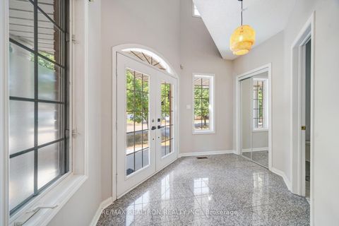 Photo 2 at 18 Formosa Drive, Rouge Woods, Richmond Hill