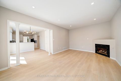 Photo 10 at 18 Formosa Drive, Rouge Woods, Richmond Hill