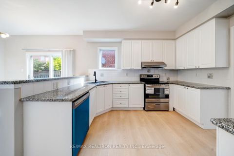 Photo 16 at 18 Formosa Drive, Rouge Woods, Richmond Hill