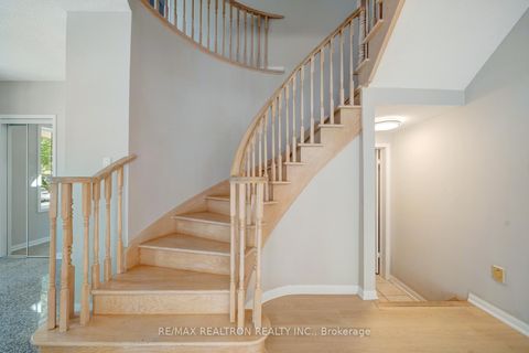 Photo 20 at 18 Formosa Drive, Rouge Woods, Richmond Hill