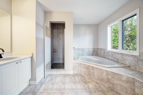 Photo 26 at 18 Formosa Drive, Rouge Woods, Richmond Hill