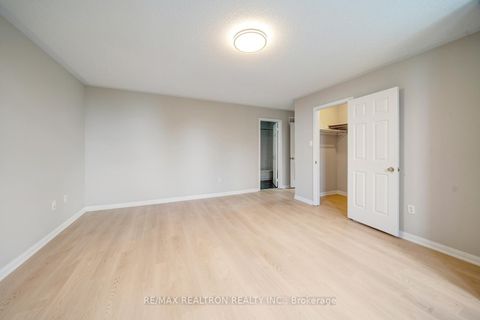 Photo 31 at 18 Formosa Drive, Rouge Woods, Richmond Hill