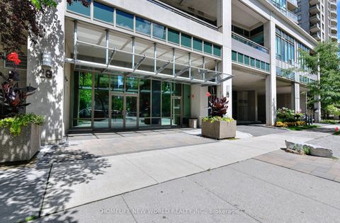 Photo 1 at 811 - 18 Parkview Avenue, Willowdale East, Toronto