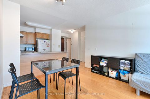 Photo 8 at 811 - 18 Parkview Avenue, Willowdale East, Toronto