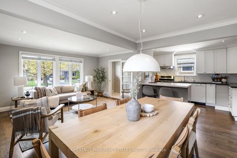 Photo 6 at 27 Cedarcrest Drive, Kingsway South, Toronto