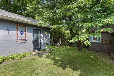 Photo 35 at 27 Cedarcrest Drive, Kingsway South, Toronto