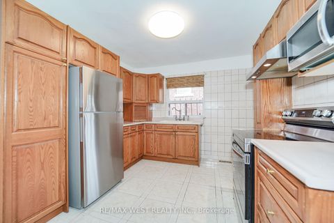 Photo 4 at 14 Model Avenue, Clanton Park, Toronto