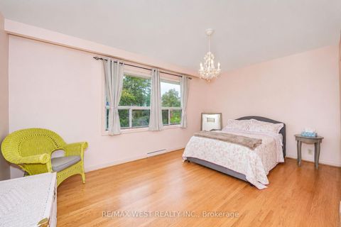 Photo 7 at 14 Model Avenue, Clanton Park, Toronto