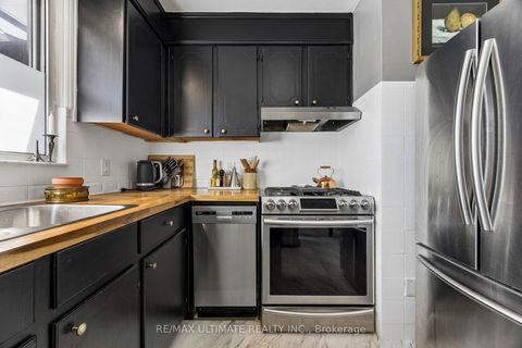 Photo 3 at 64 Hart Avenue, Kennedy Park, Toronto