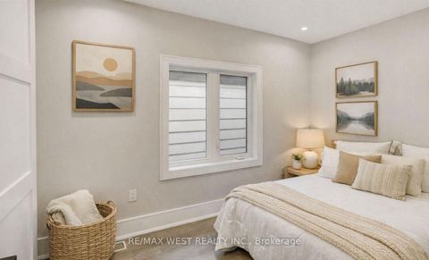 Photo 10 at 94 Lake Crescent, Mimico, Toronto