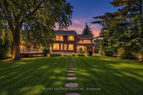 Photo 2 at 45 Boyle Drive, South Richvale, Richmond Hill
