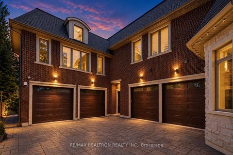Photo 3 at 45 Boyle Drive, South Richvale, Richmond Hill