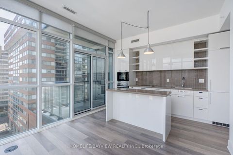 Photo 15 at 703 - 32 Davenport Road, Annex, Toronto