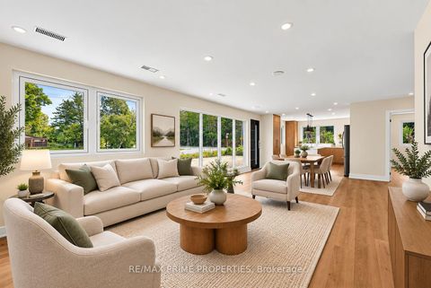 Photo 7 at 6 Maple Avenue, Sutton & Jackson's Point, Georgina