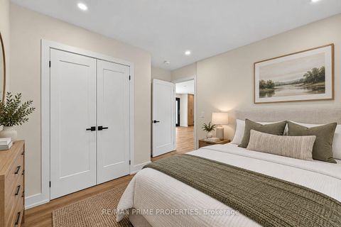 Photo 15 at 6 Maple Avenue, Sutton & Jackson's Point, Georgina