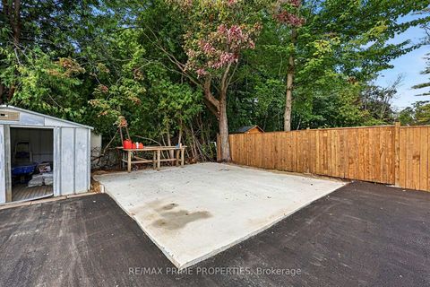 Photo 17 at 6 Maple Avenue, Sutton & Jackson's Point, Georgina