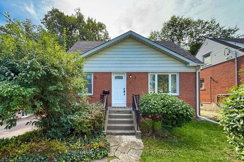 Photo 0 at 17 Lyndale Drive, Willowdale East, Toronto