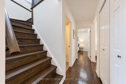 Photo 22 at 17 Lyndale Drive, Willowdale East, Toronto