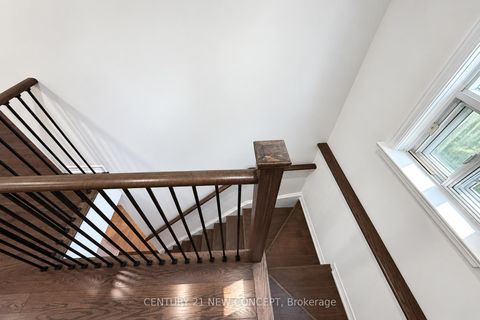 Photo 25 at 17 Lyndale Drive, Willowdale East, Toronto