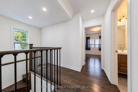 Photo 27 at 17 Lyndale Drive, Willowdale East, Toronto