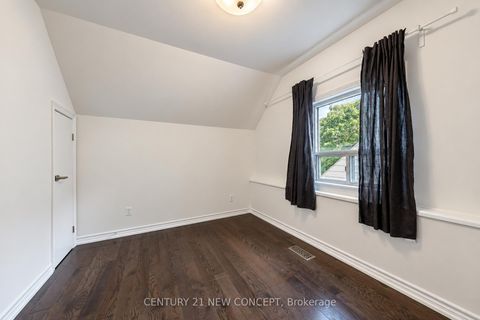 Photo 29 at 17 Lyndale Drive, Willowdale East, Toronto