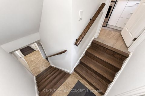 Photo 33 at 17 Lyndale Drive, Willowdale East, Toronto