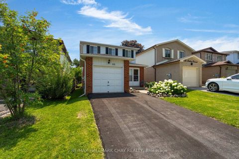 Photo 2 at 86 Trillium Crescent, Allandale Heights, Barrie