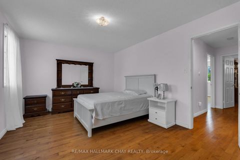 Photo 15 at 86 Trillium Crescent, Allandale Heights, Barrie