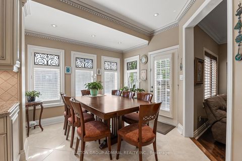 Photo 13 at 35 Strauss Road, Patterson, Vaughan