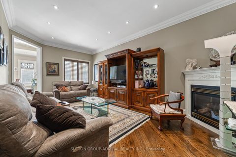 Photo 14 at 35 Strauss Road, Patterson, Vaughan