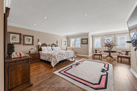 Photo 18 at 35 Strauss Road, Patterson, Vaughan