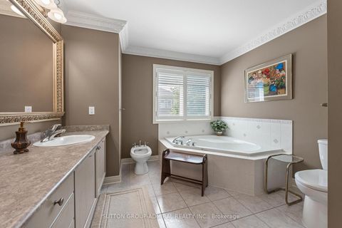 Photo 20 at 35 Strauss Road, Patterson, Vaughan