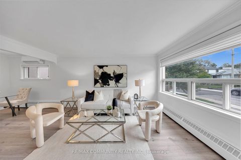 Photo 4 at 50 Joanith Drive, Parkview, Toronto