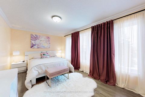 Photo 27 at 66 Tuscana Boulevard, Patterson, Vaughan