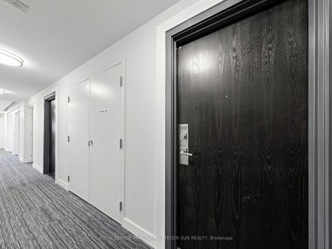 Photo 25 at 601 - 28 Avondale Avenue, Willowdale East, Toronto