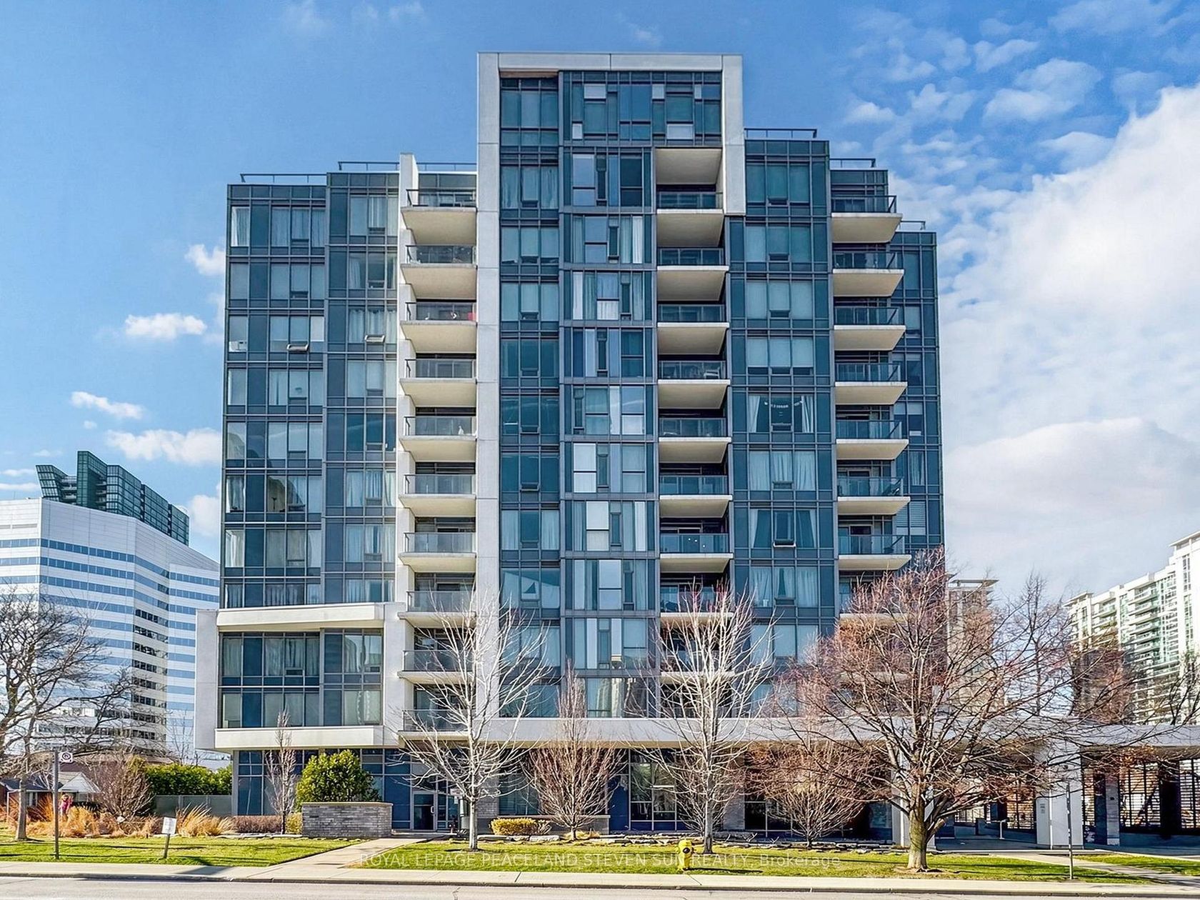601 - 28 Avondale Avenue, Willowdale East, Toronto 