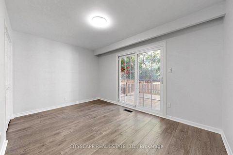 Photo 15 at 2049 Northern Avenue, Alcona, Innisfil